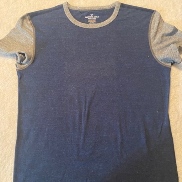 America Eagle Outfitters Short Sleeve Women's Medium Blue/Gray T-Shirt - Picture 1 of 4